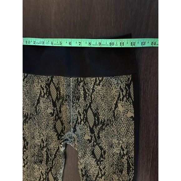 Fabletics High-Rise Snake Print Cropped Leggings Size M - Picture 3 of 6